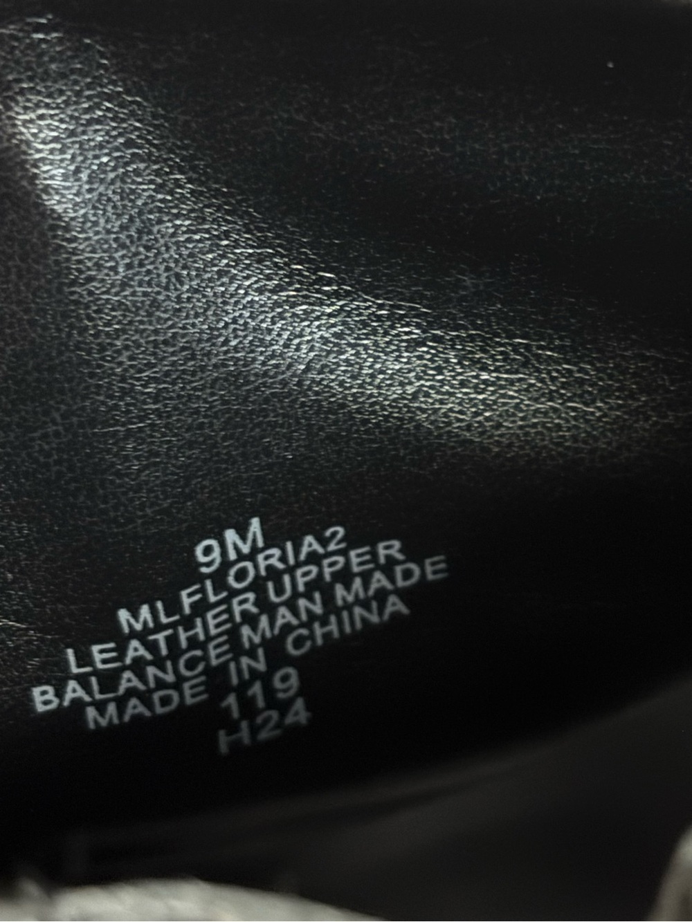 Marc Fisher LTD FLORIA Ankle Boot Size: 9M - Picture 4 of 6